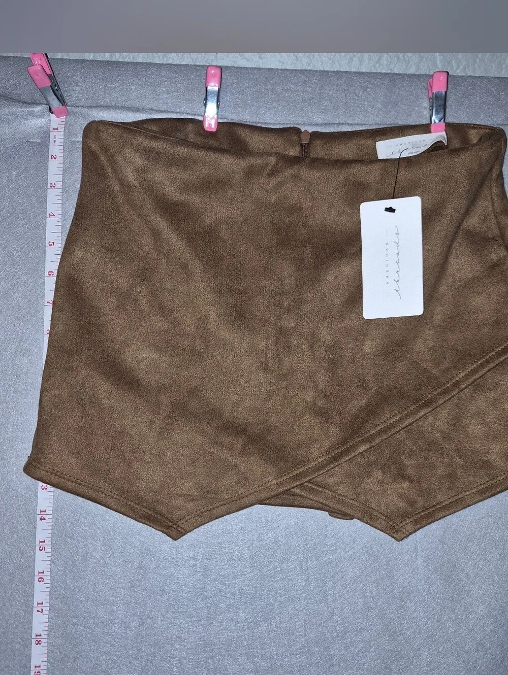 American Threads Brown Faux Suede Wrap Skort – Size Medium – NWT